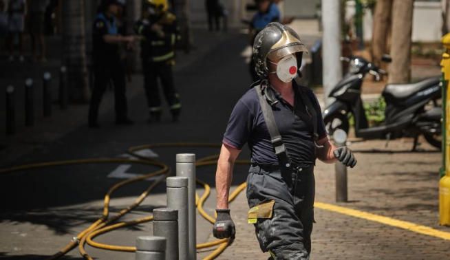 Incendio en el interior del edificio Hamilton.