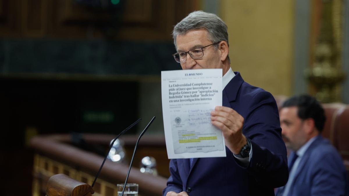 El líder del PP, Alberto Núñez Feijóo, interviene este miércoles en el Congreso.