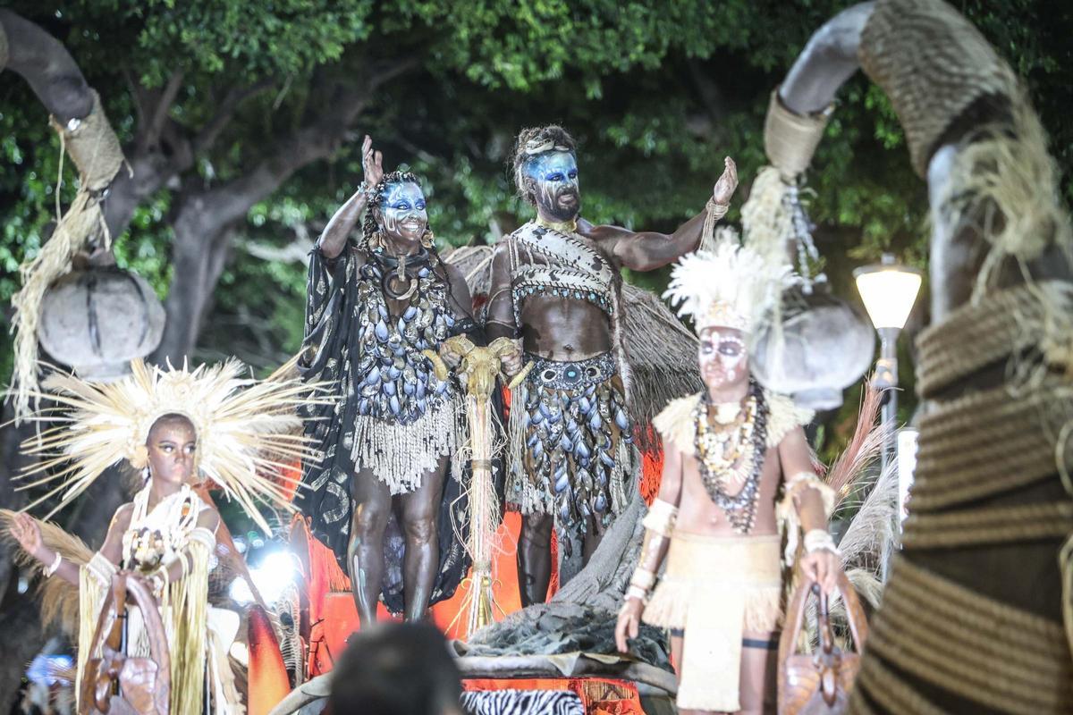 Aquí tienes las mejores imágenes de la Feria y Fiestas de Moros y Cristianos de Almoradí