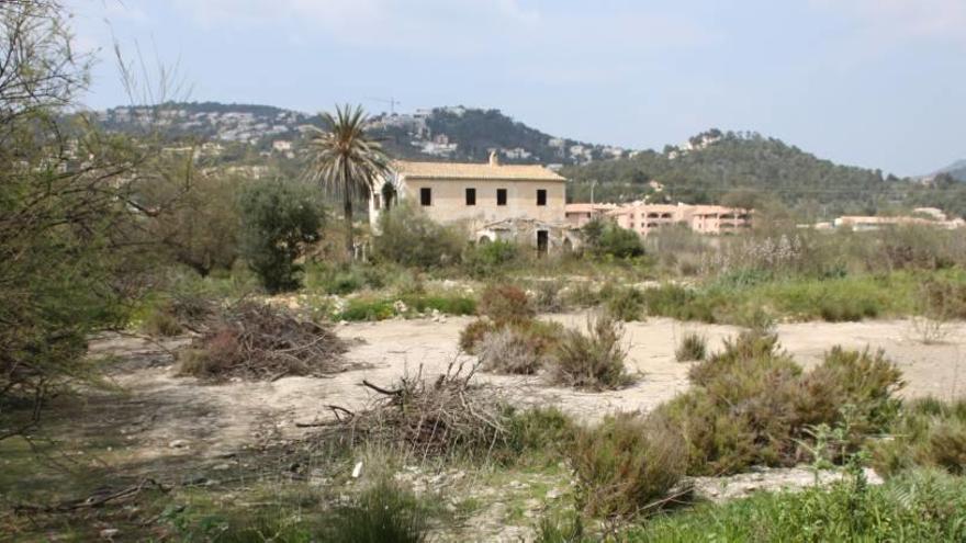 Vista general de la finca de Can Fasser, adquirida por el gobierno en el año 2000 y cedida ahora al Ayuntamiento durante las próximas tres décadas.