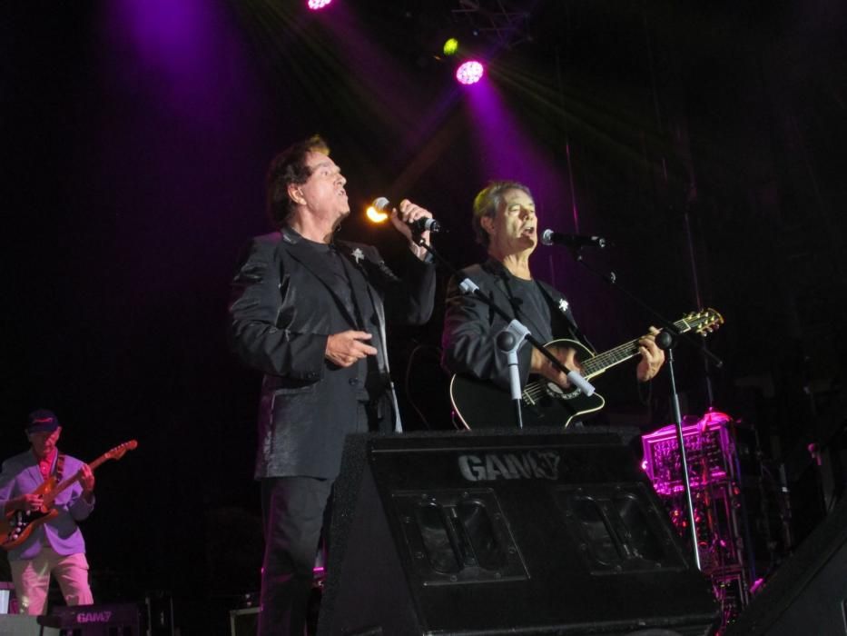 Concierto del Dúo Dinámico en las fiestas de La Guía de Llanes