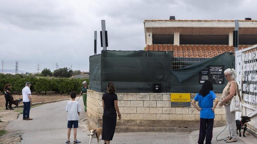El Seprona investiga el contrato del refugio de animales de València a petición del concejal Juan Carlos Caballero