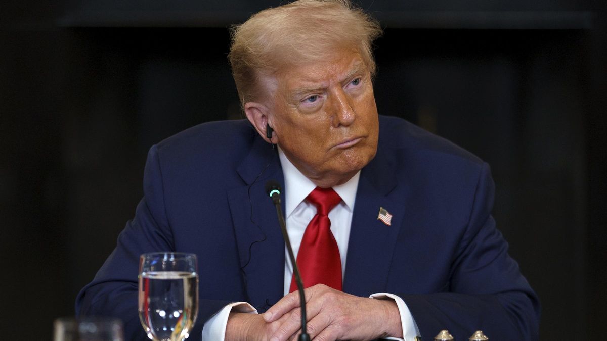 Trump, Bolsonaro'nun yargılanması için% 50 tarifeler ve eleştirilerle Brezilya ile bir kriz açıyor