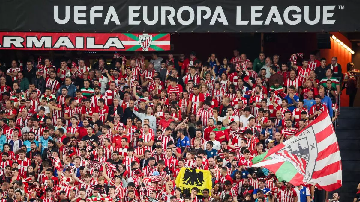 La UEFA abre un expediente sancionador por los incidentes en el Athletic-Roma