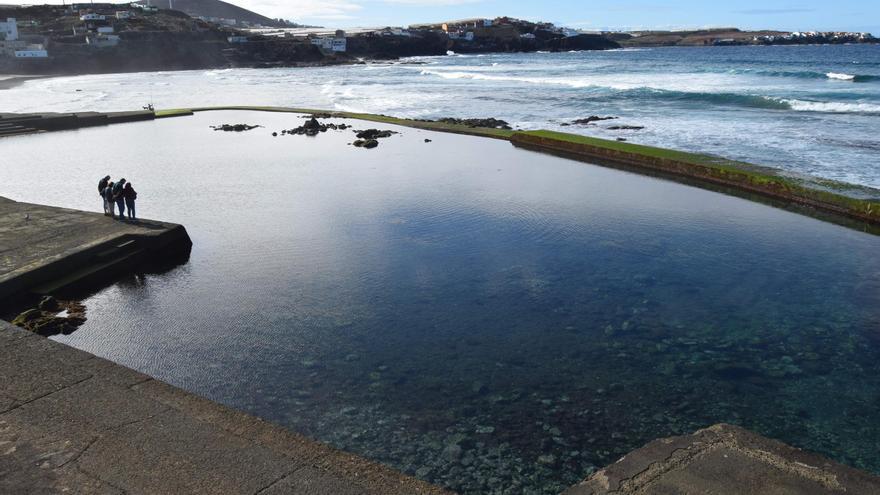 La continuación de la obra de renovación de la piscina de Emiliano en Bocabarranco provoca su cierre a partir de la tarde de este lunes