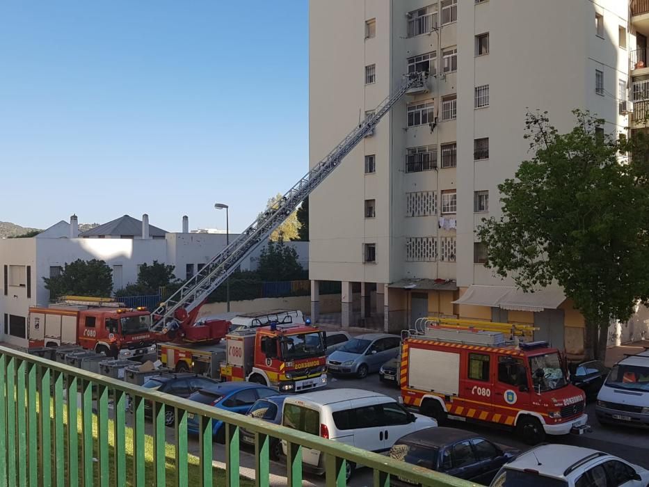 Un incendio afecta a una vivienda en la calle Cabriel de Málaga