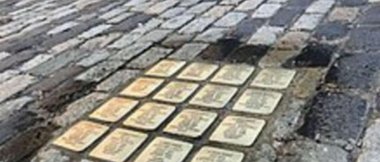 Varios “stolpersteines”.