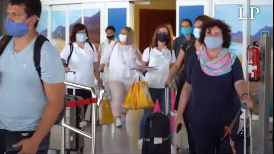 Desescalada en Canarias|Fuerteventura recibe el primer vuelo internacional tras el estado de alarma