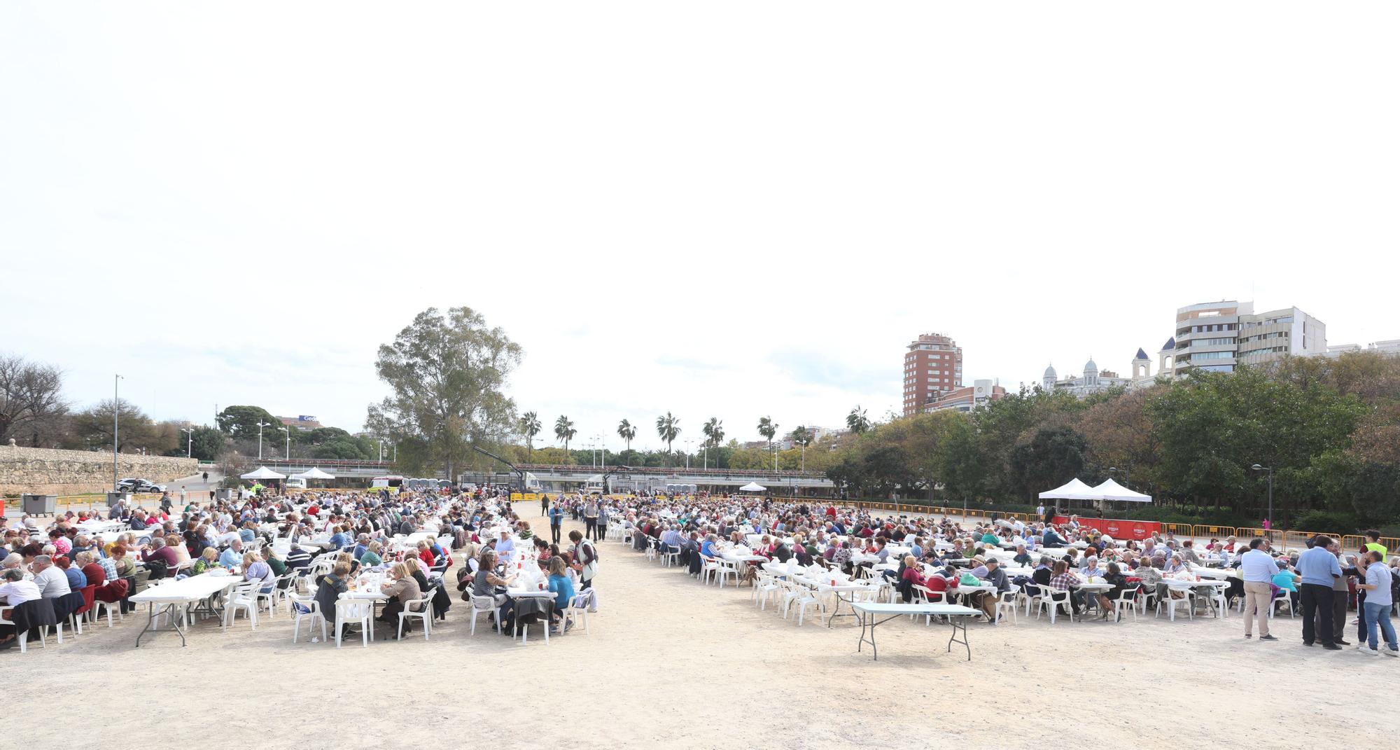 Paellas organizadas por la concejalía de atención a personas mayores del Ayuntamiento de València