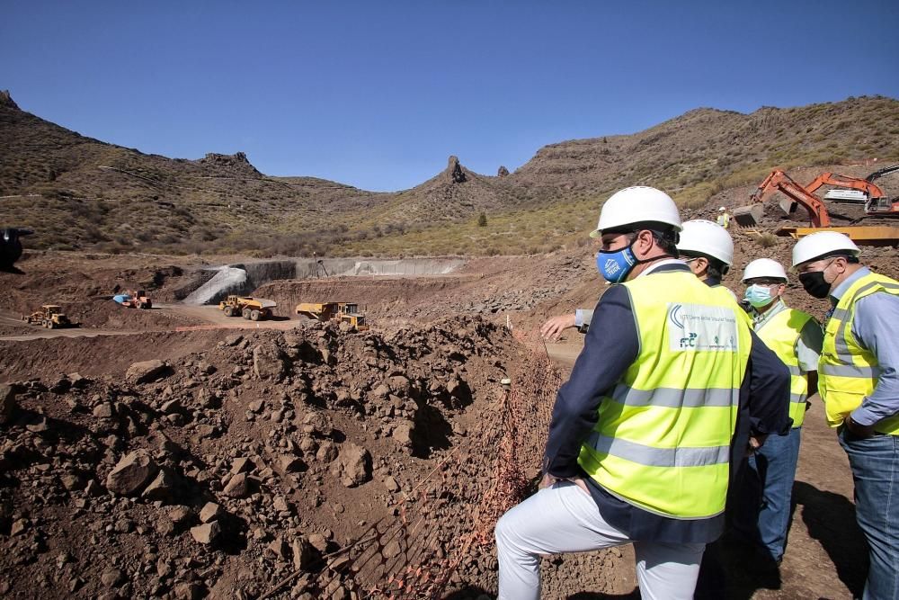 Inicio de la excavación del túnel de Erjos.