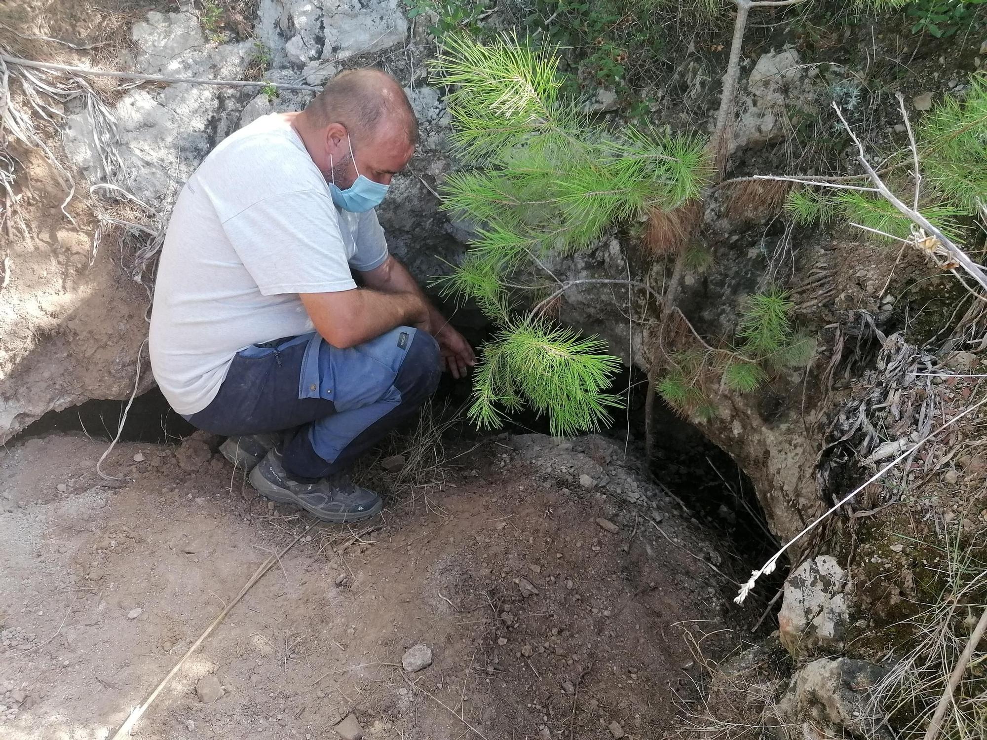 Fin a la excavación en la fosa del Coll d'Artà