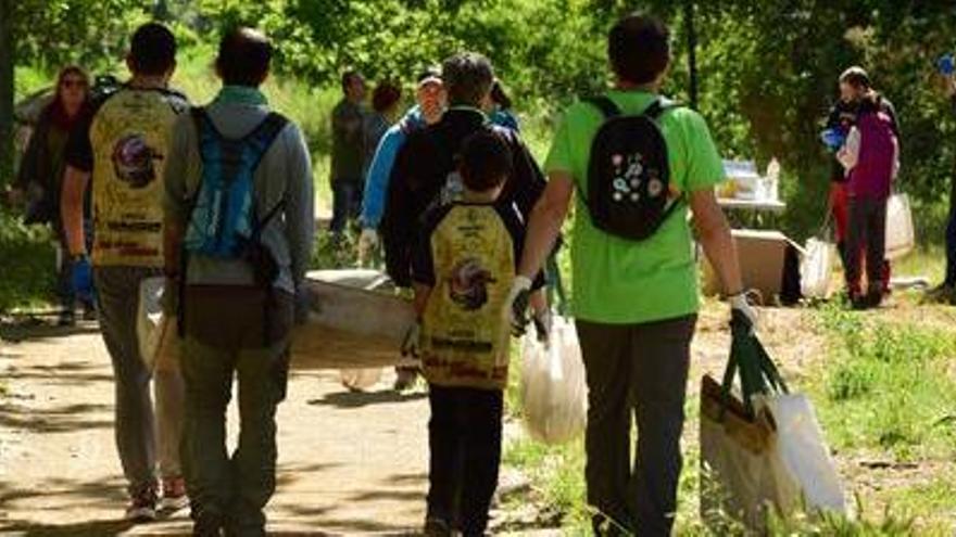 Manresa se suma a la iniciativa Let&#039;s Clean Up Europe amb una jornada de neteja de residus