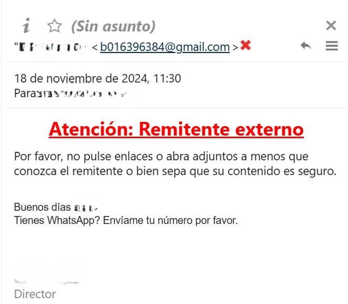 El primer contacto se establece vía mail, donde piden el Whatsapp