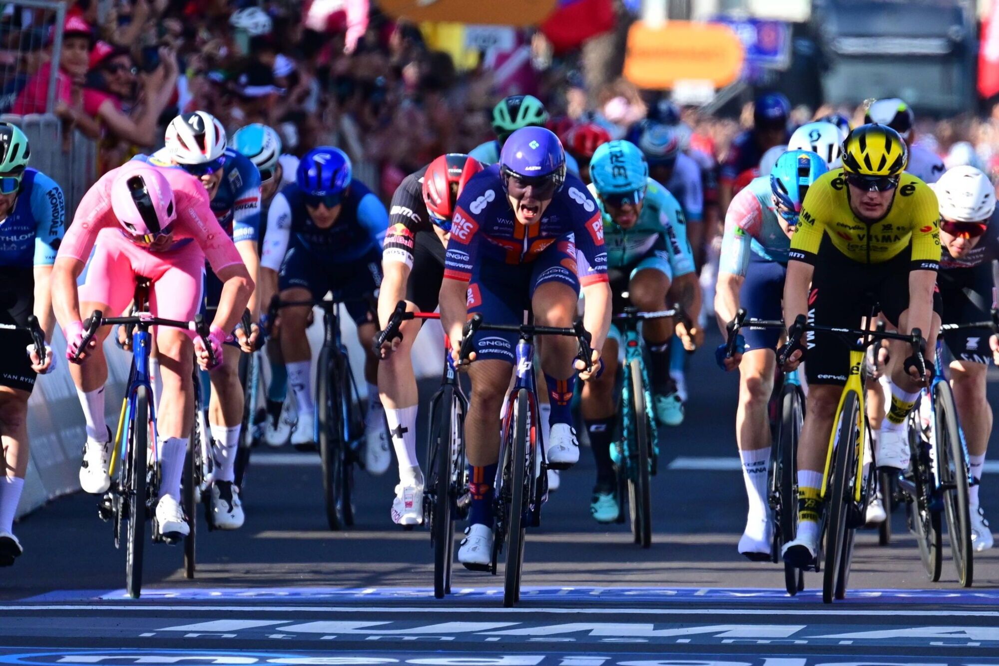 La etapa 3 del Giro de Italia, en imágenes.