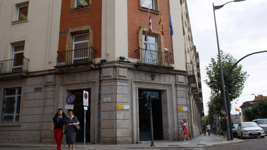 Edificio de la Seguridad Social en Zamora.