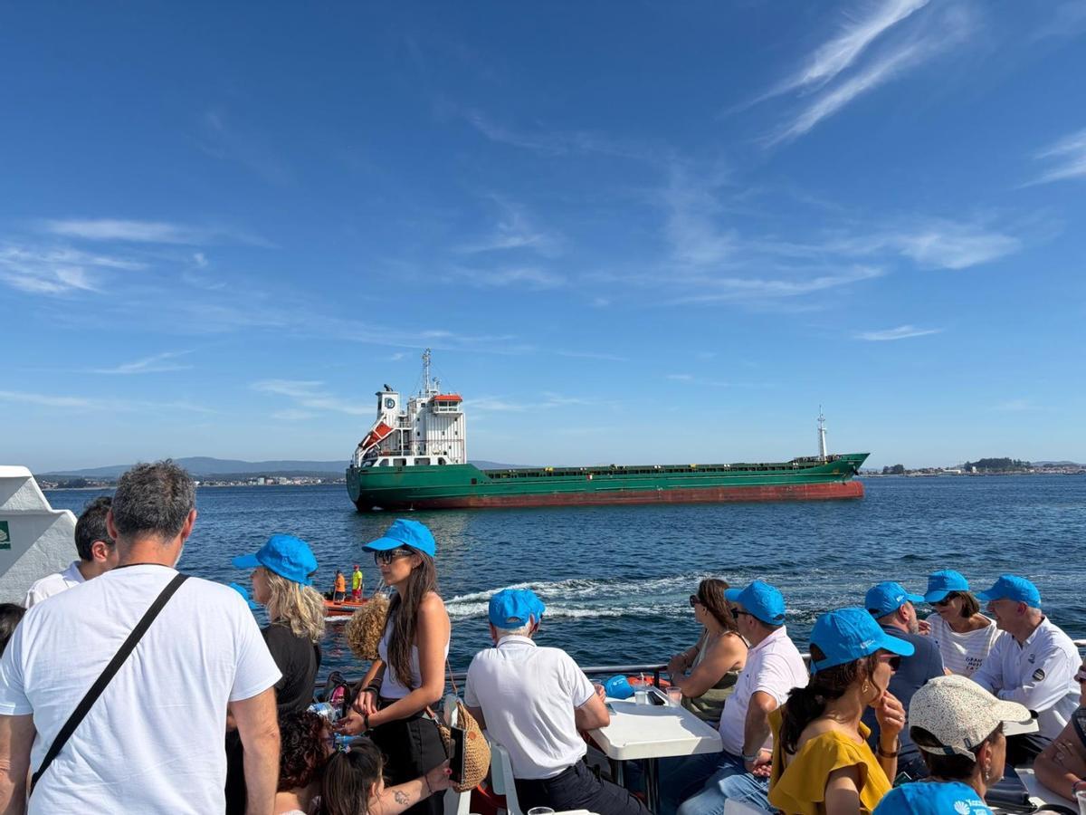 La singladura por la ría de Arousa y el río Ulla que rememora la traslación de los restos del apóstol Santiago.