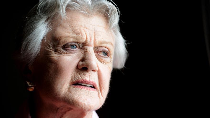 La oscura vida de Angela Lansbury detrás del cine