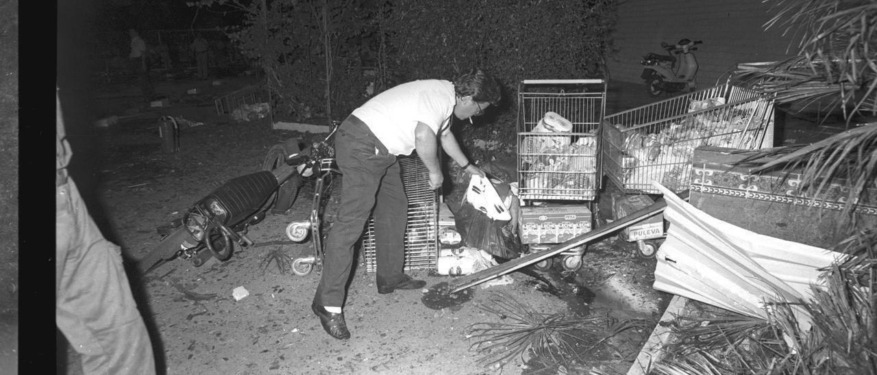 Labores de limpieza  tras la explosión.