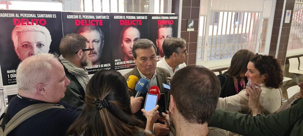 Marciano Gómez durante su intervención en la que hablo del programa de módulos.