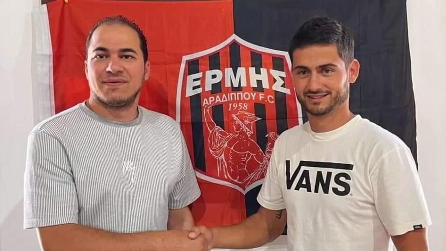 Nacho Cases seguirá jugando un año más en Chipre: ficha por el Ermis Aradippou