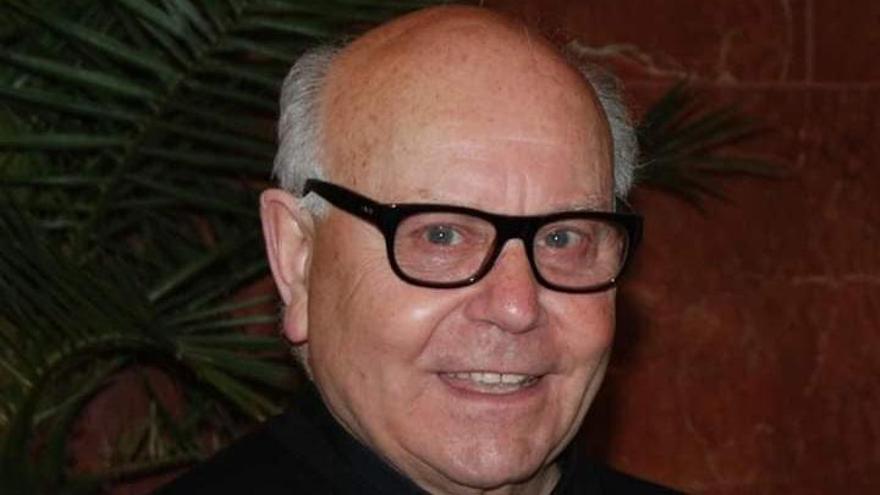 Fallece el párroco Francisco Ramírez Chamizo.