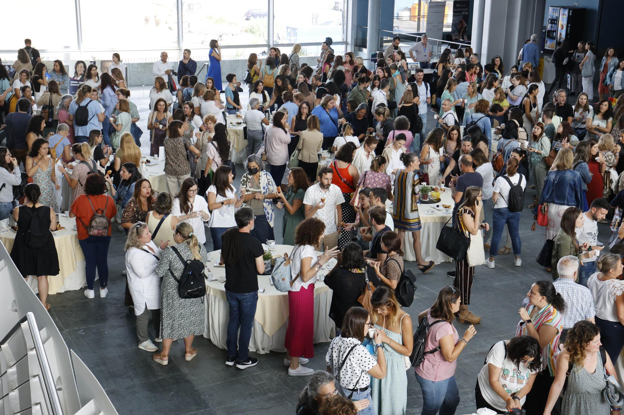 Éxito de participación en el Foro de Educación de FARO: búscate entre los asistentes