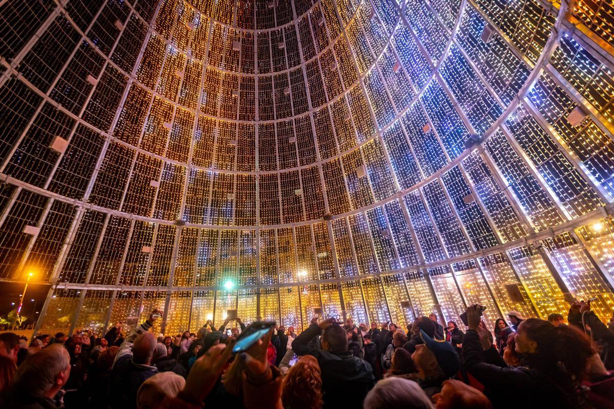 El espectáculo del árbol de Badalona