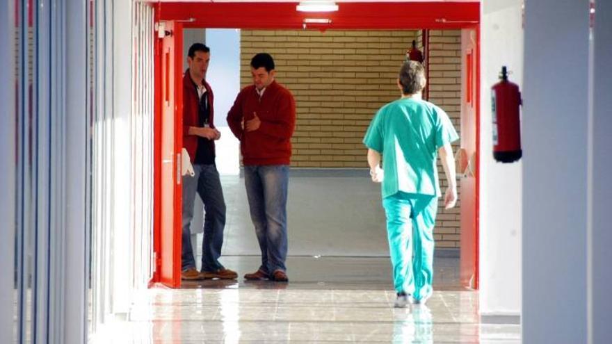 Aragón protege por ley al sanitario en plena crisis de incidencias