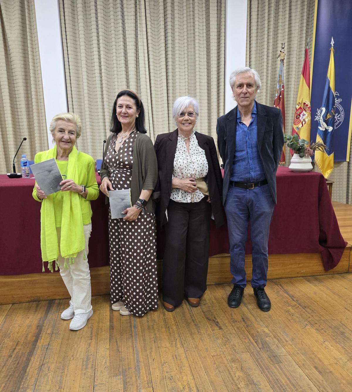 Margarita Sáez, Ana Puchades, Pepa Torres y Andrés Ferrer. Margarita Sáez, Ana Puchades, Pepa Torres y Andrés Ferrer.