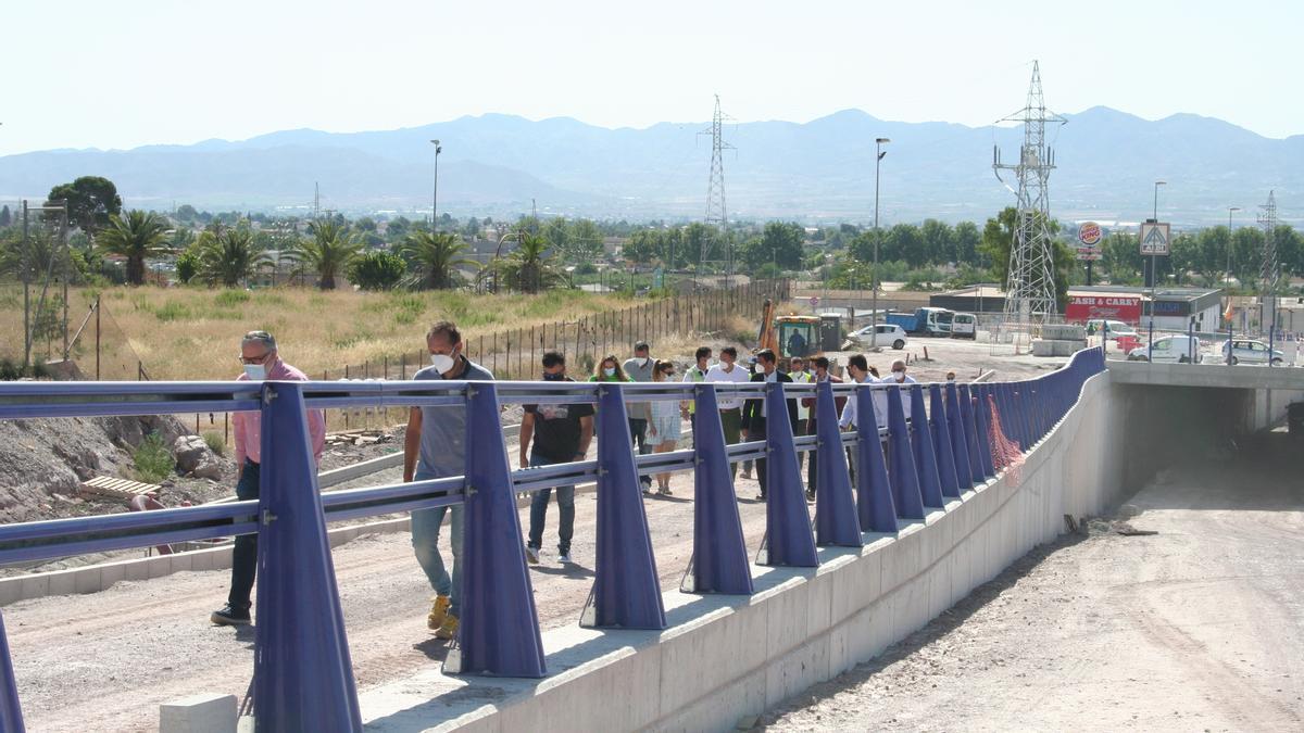 Terrenos de la antigua subestación donde se pretende implantar la gran superficie.