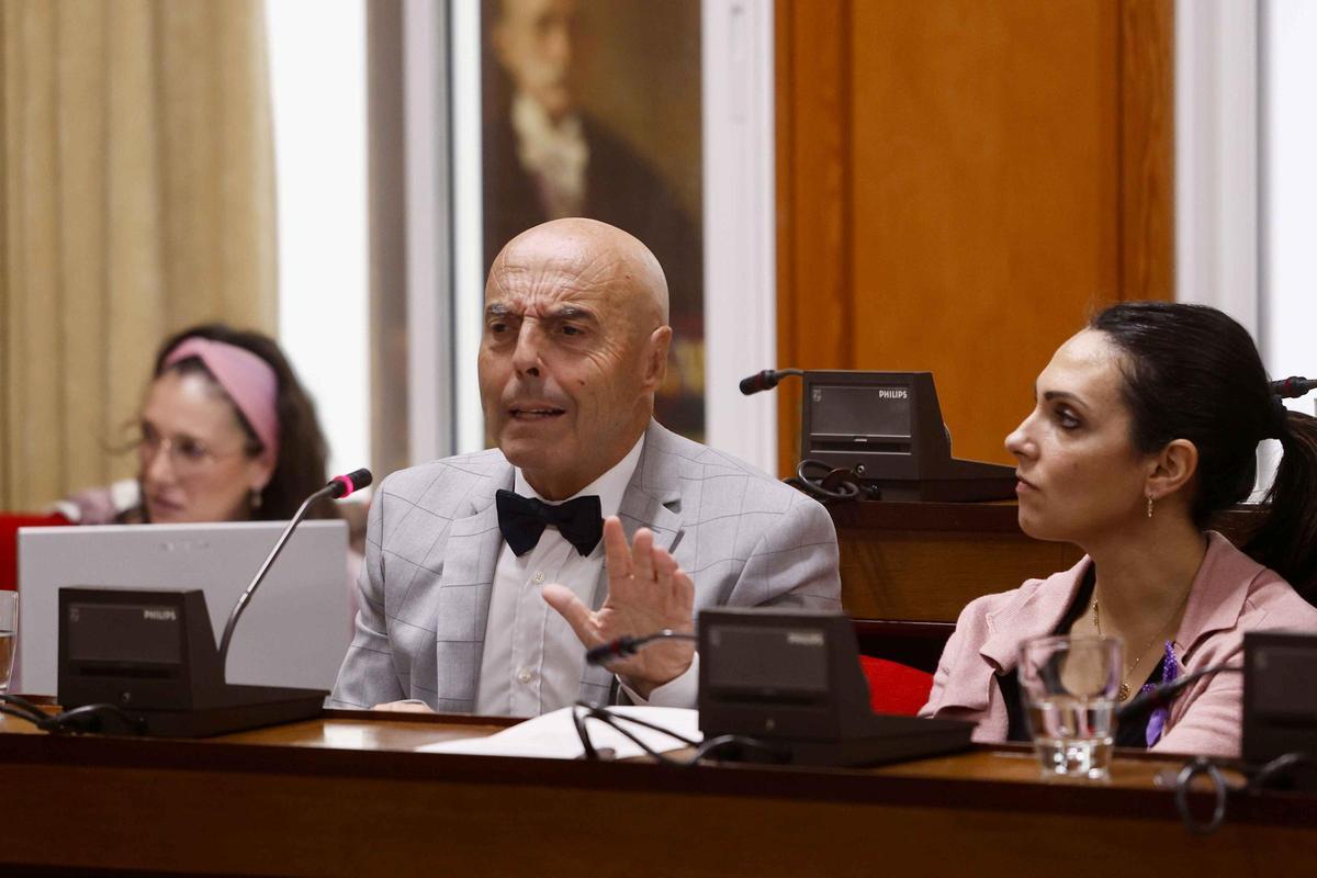 Antonio Hurtado y Carmen González, en el Pleno de Córdoba.