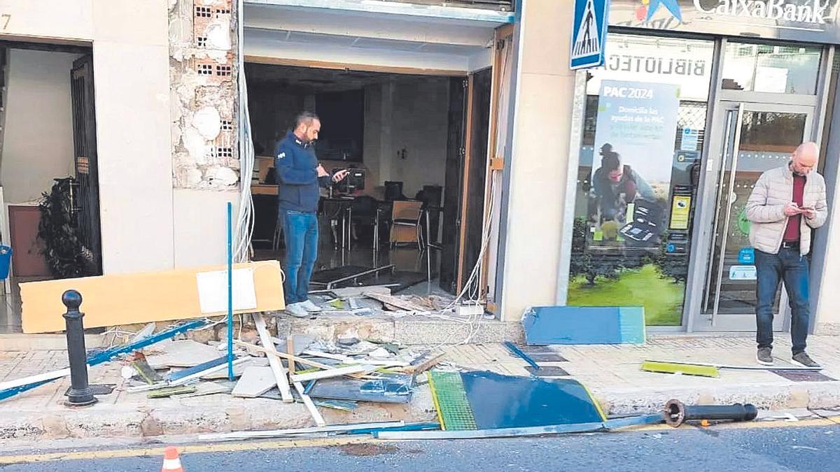 Tres asaltos fueron frustrados y en los otros cinco se llevaron más de 100.000 euros.