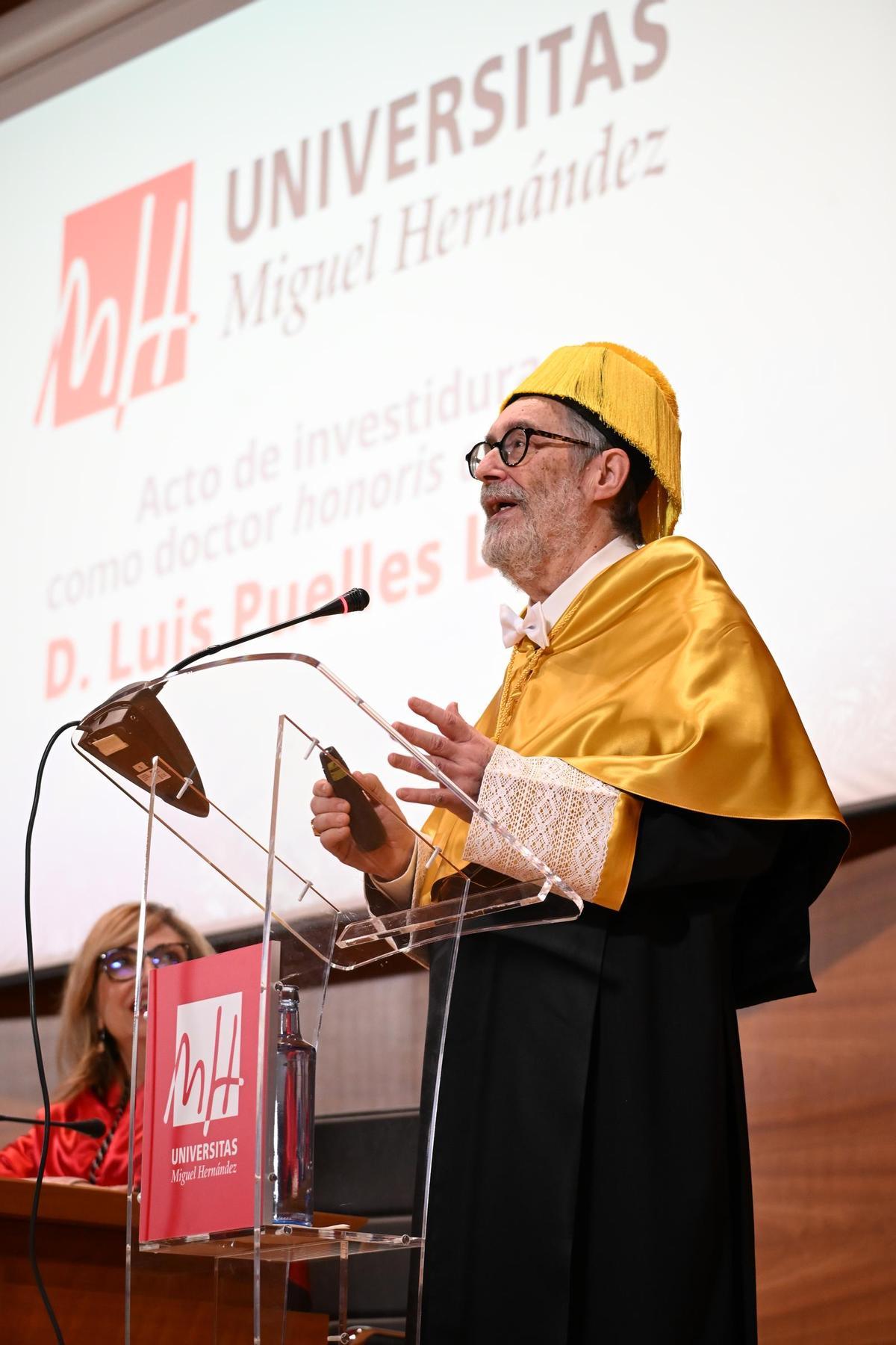 Así ha sido la ceremonioa de nombramiento como Doctor Honoris Causa al investigador Luis Puelles en la Universidad Miguel Hernández de Elche