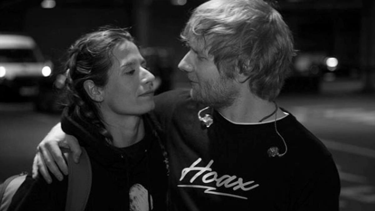 zentauroepp44816637 gente ed sheeran se cas en secreto con cherry seaborn fot200812161344 zentauroepp44816637 gente ed sheeran se cas en secreto con cherry seaborn fot200812161344