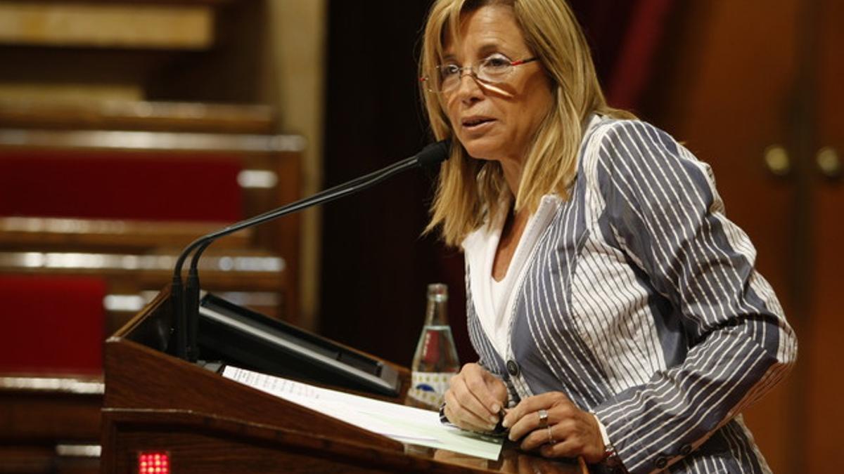 La vicepresidenta del Govern, Joana Ortega, durante un pleno del Parlament, el pasado julio.