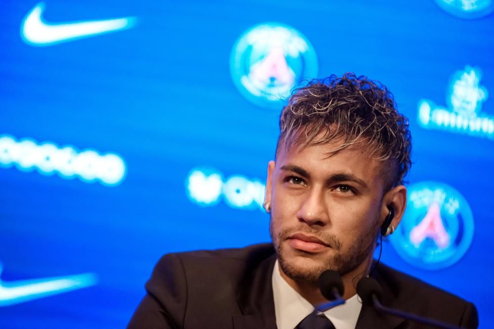 Presentació de Neymar Jr amb el PSG