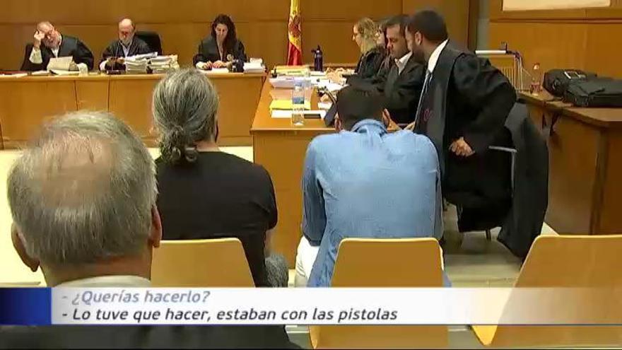 La víctima de 'La Manada de Manresa' declara que la intimidaron con una pistola