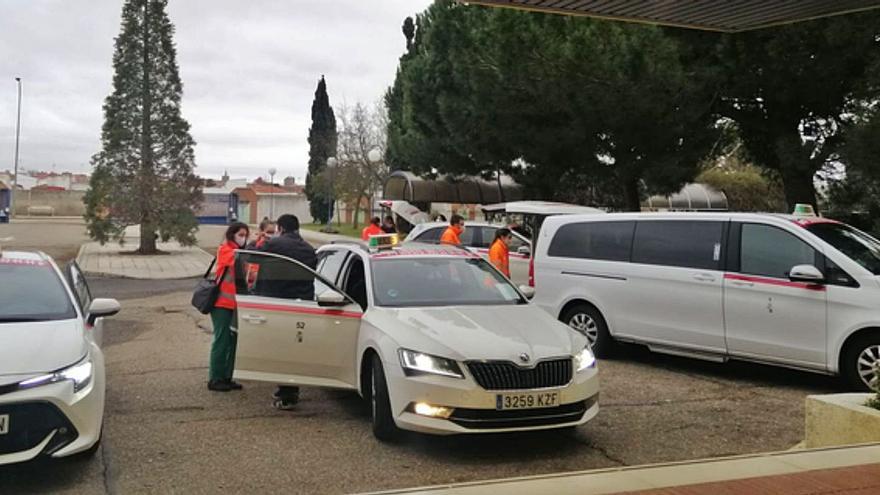 La segunda dosis de la vacuna del coronavirus acerca la “esperanza” a la residencia Los Valles de Benavente