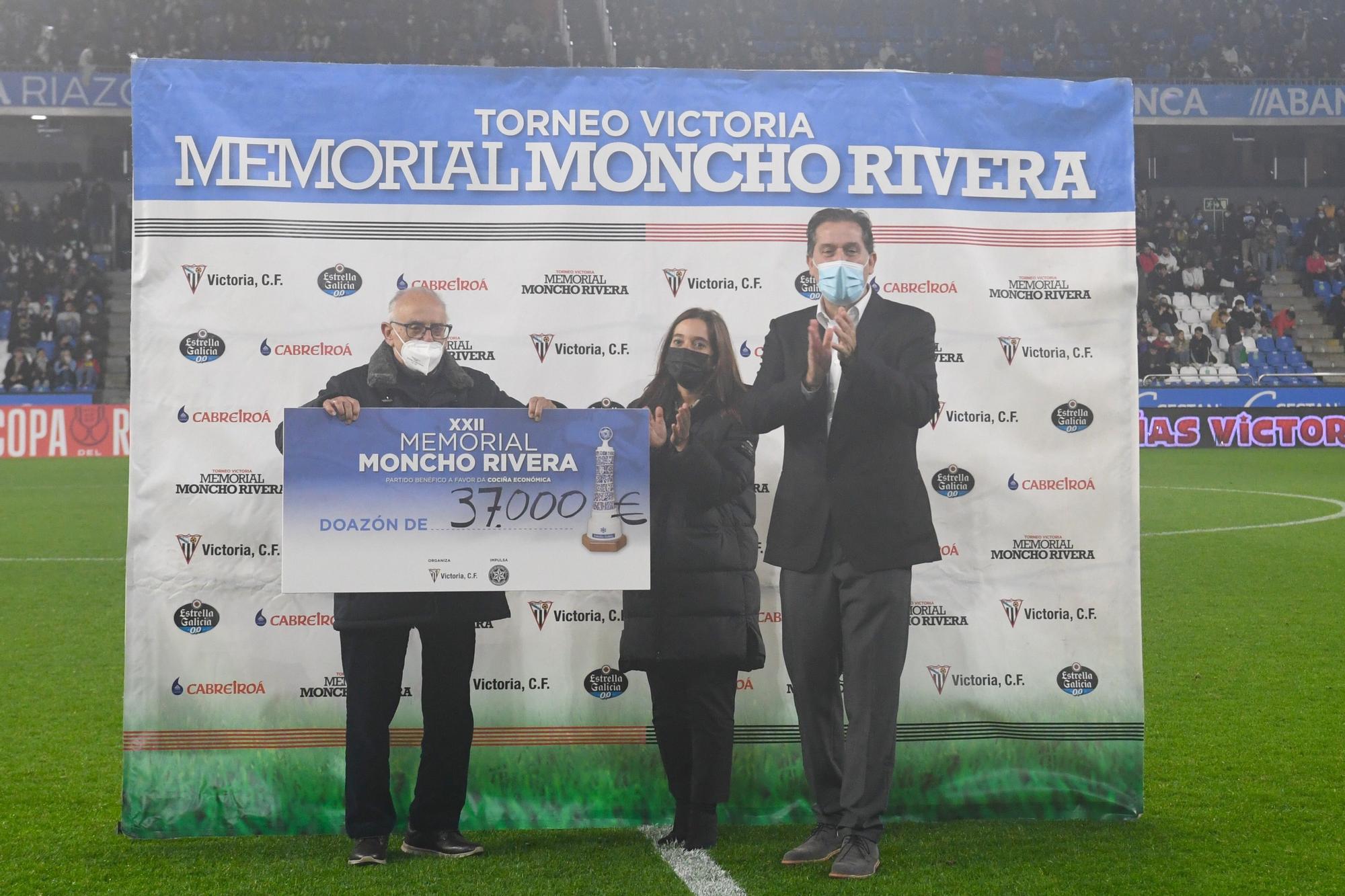 Noche mágica para el Victoria CF a pesar del 0-8 frente al Villarreal