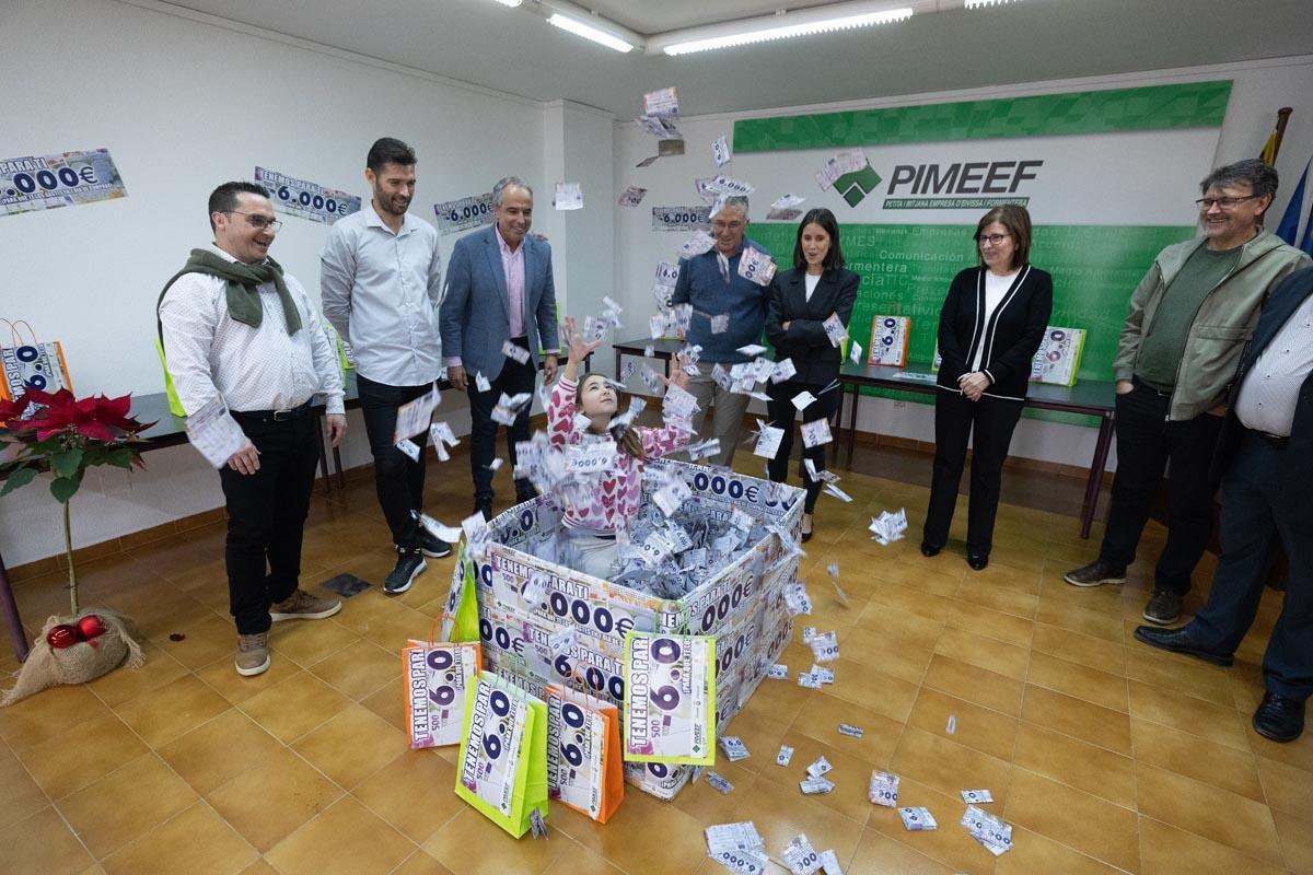 Galería: Los 6.000 euros de la Pimeef para gastar en compras ya tienen dueña