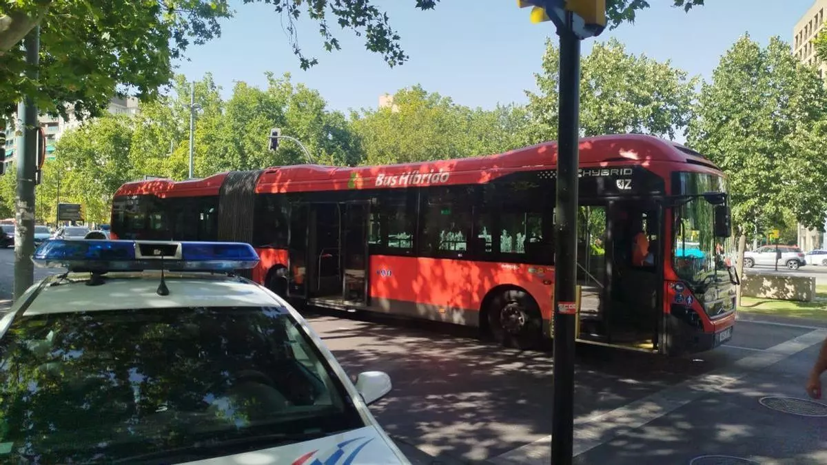 Una nueva avería de un autobús urbano colapsa el centro de Zaragoza