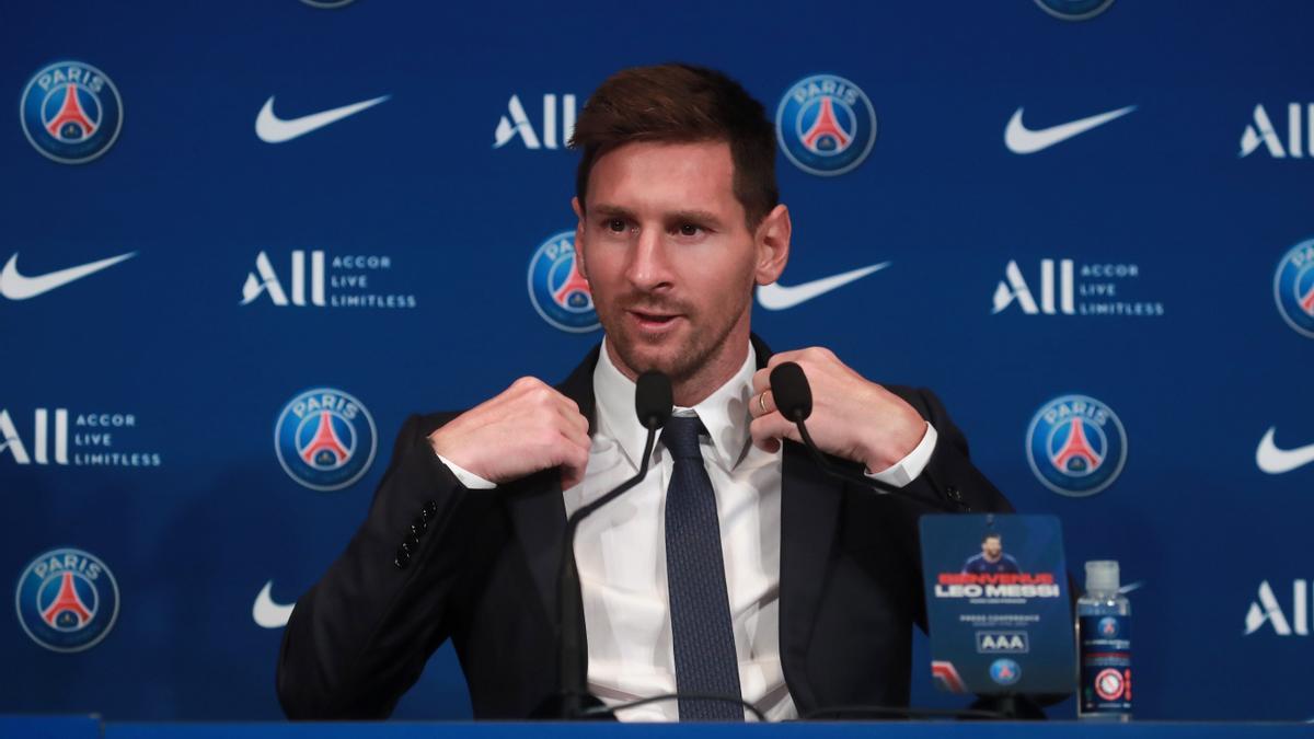 Lionel Messi en rueda de prensa después de firmar con el Paris Sant Germain
