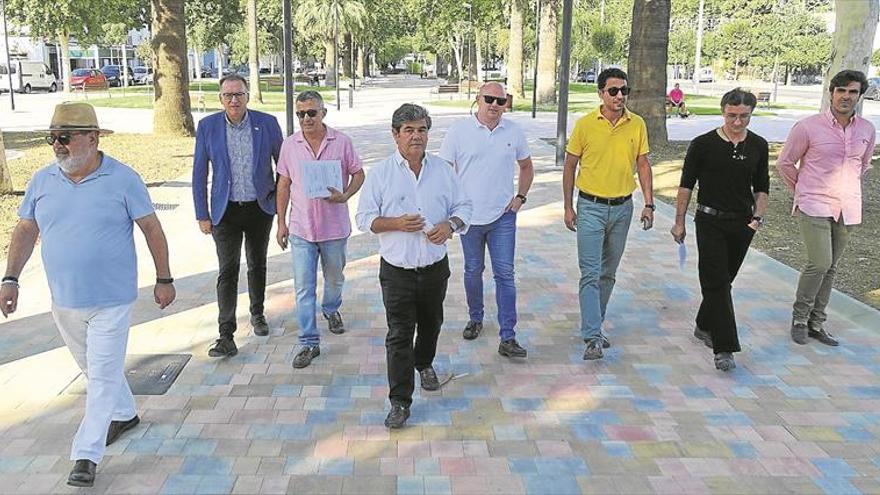 Culminan los trabajos de mejora del Paseo Presidente Adolfo Suárez, en Villa del Río
