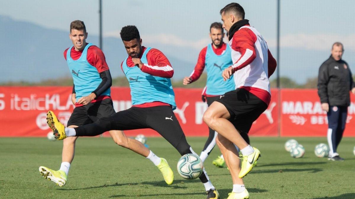 Gumbau, Ramalho, Stuani y Granell, en un entrenamiento del Girona.