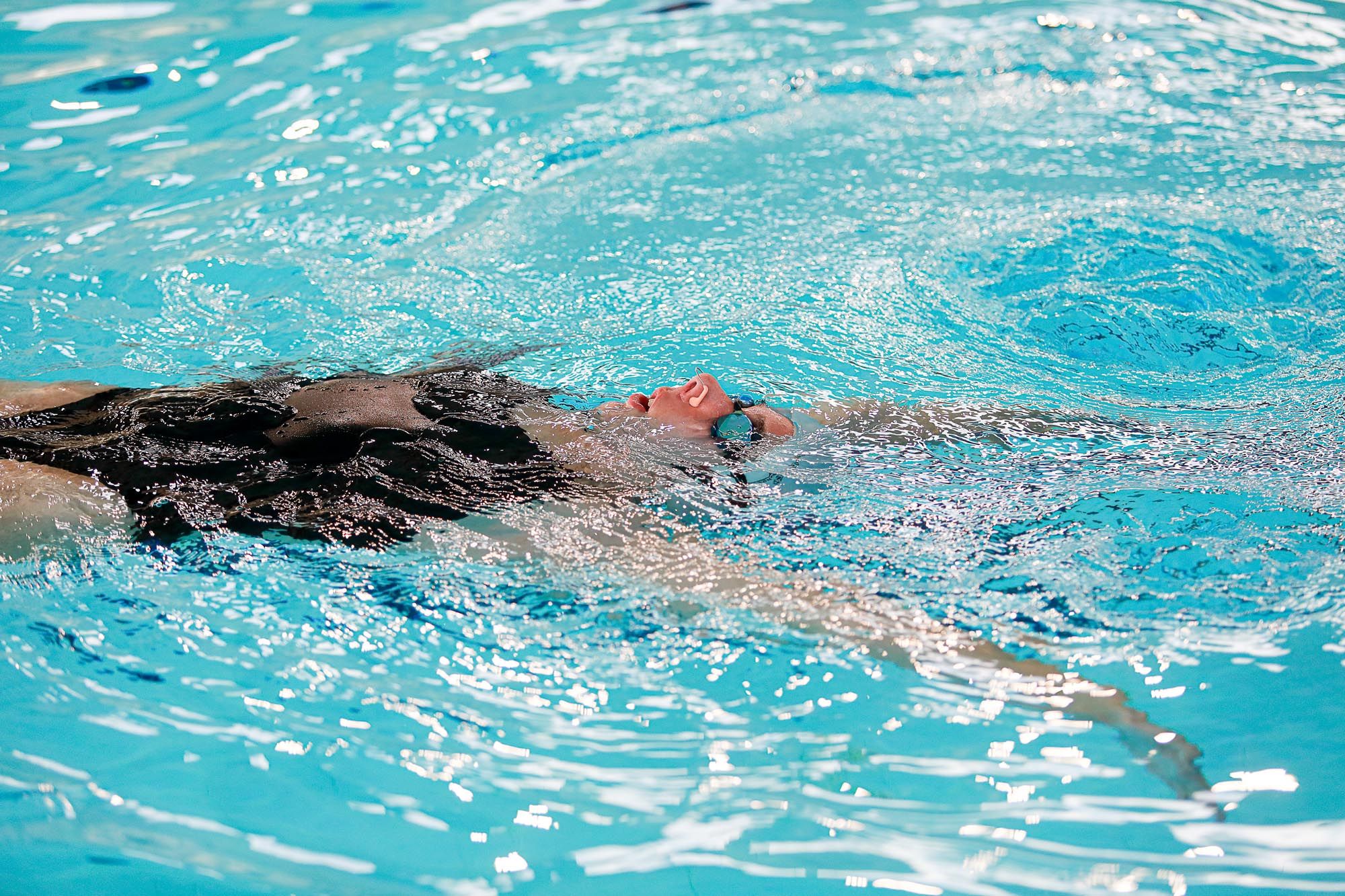 Natación artística en la piscina es Raspallar en Ibiza