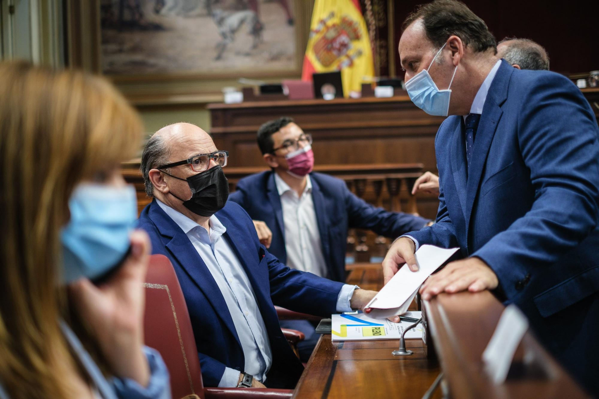 Pleno Extraordinario del Parlamento de Canarias