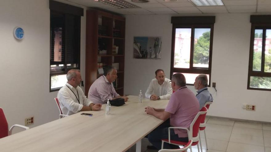 Aarón Cano, Concejal de Protección Ciudadana, reunido con los representantes de la Federación Valenciana de Transportes y Logística (FVET)