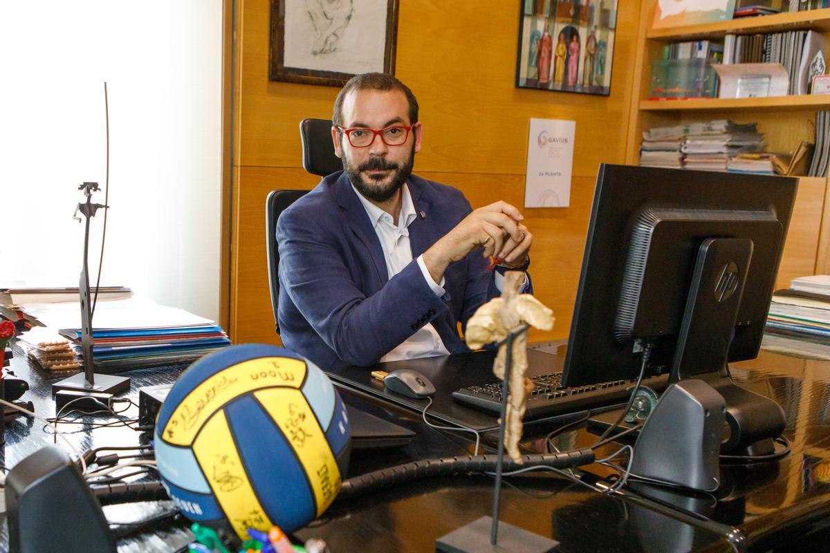 El alcalde de Mataró, en su despacho