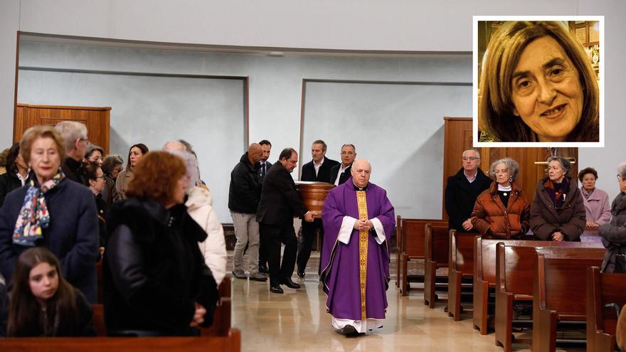 EN IMÁGENES: Funeral de Carmen Villalvilla, histórica directora del colegio Dolores Medio, en la iglesia ovetense de San Francisco de Asís