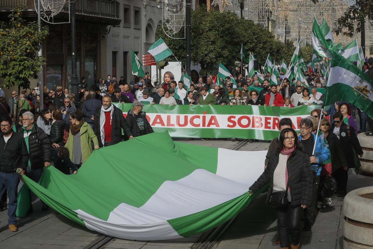 Andalucía celebra este domingo su primer Día de la Bandera el 4 de diciembre Andalucía celebra este domingo su primer Día de la Bandera el 4 de diciembre